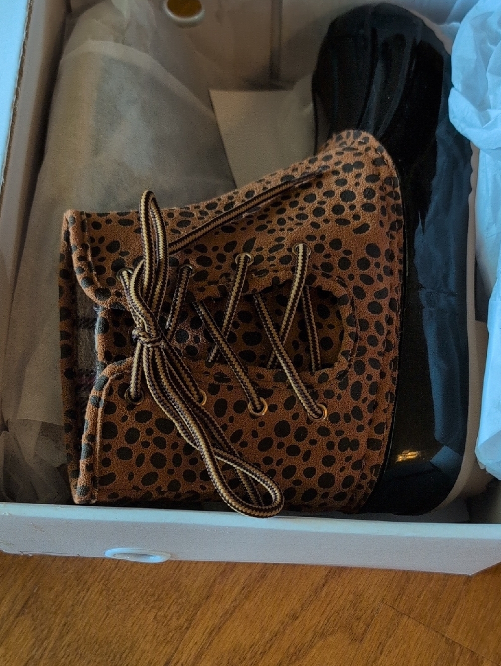Nature Breeze Leopard Print Lace-UpDuck Boots